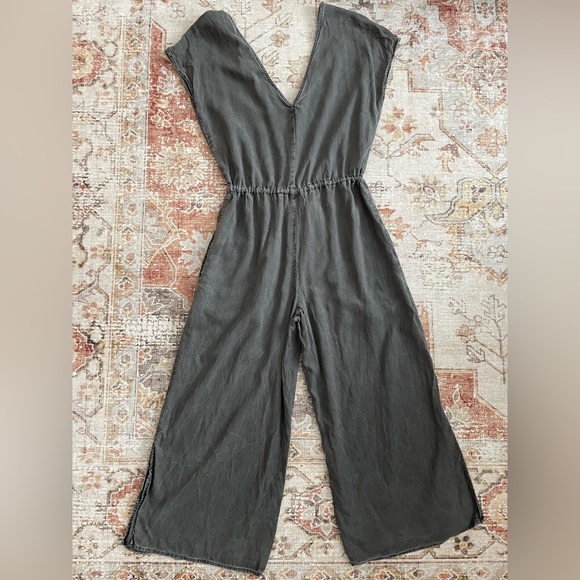 Cloth & Stone sleeveless wide leg jumpsuit romper - Picture 7 of 8